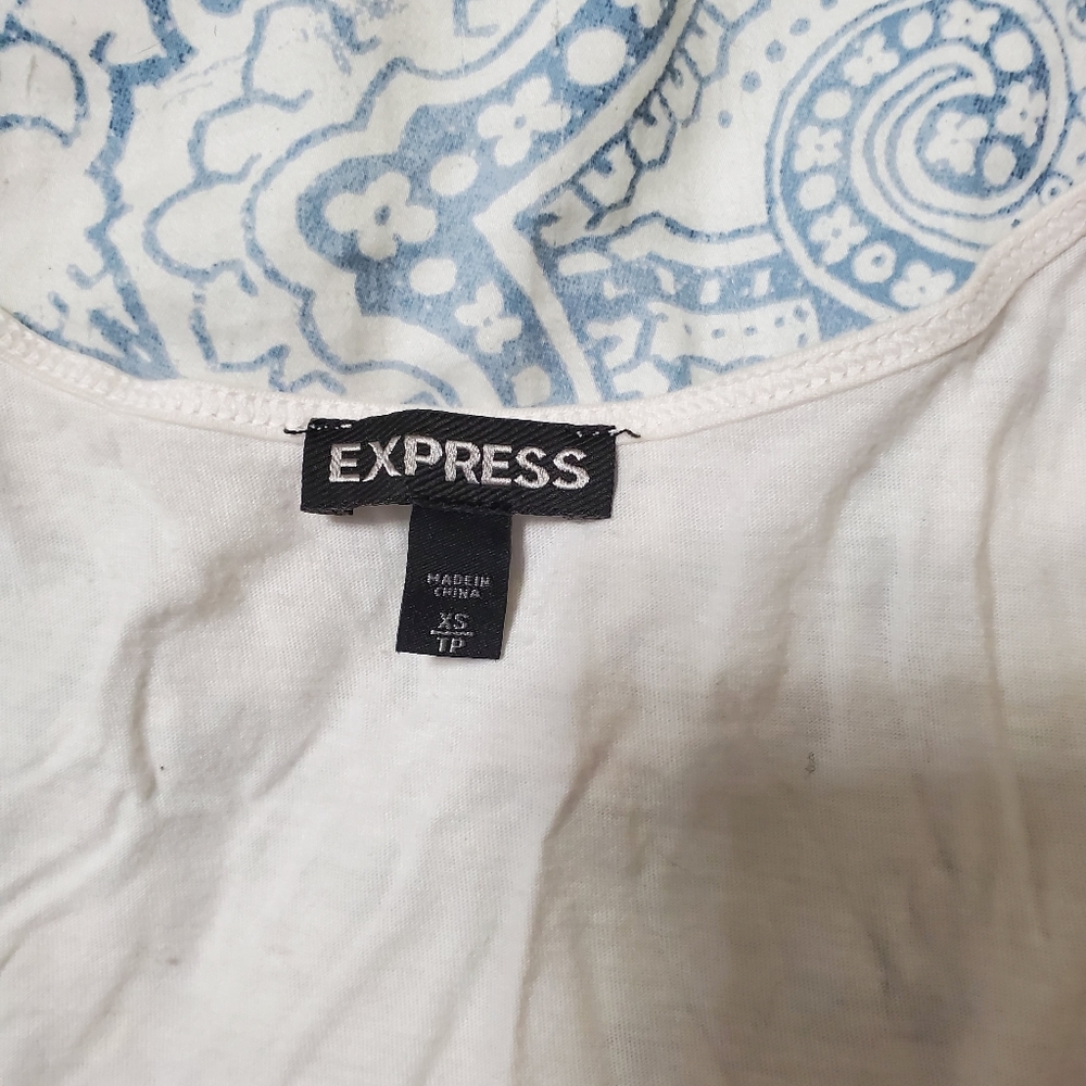 Multi-Color Pattern Sequin Express Tank Top - Picture 2 of 3